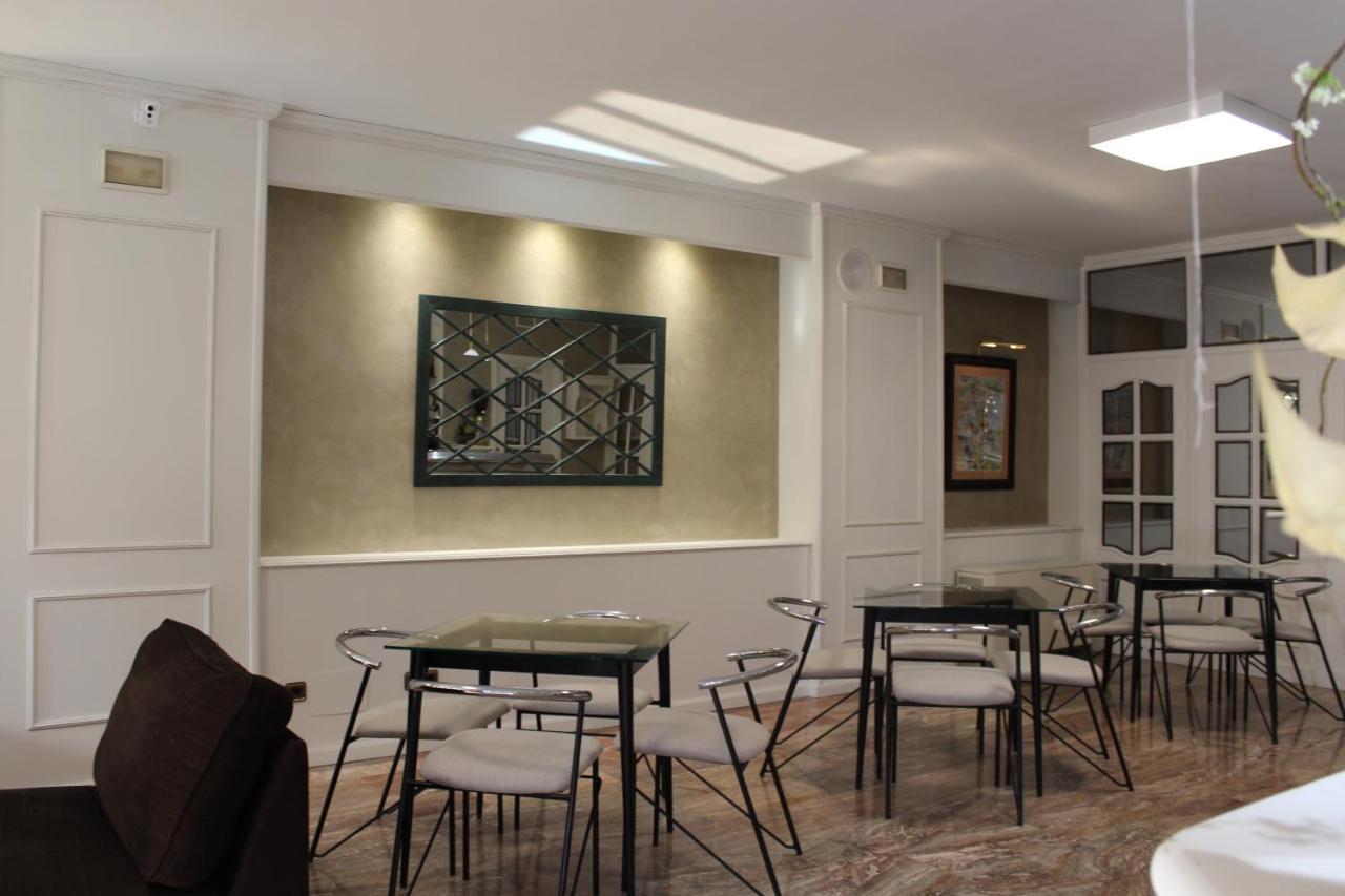 Hotel Alda A Boira Jaca Esterno foto