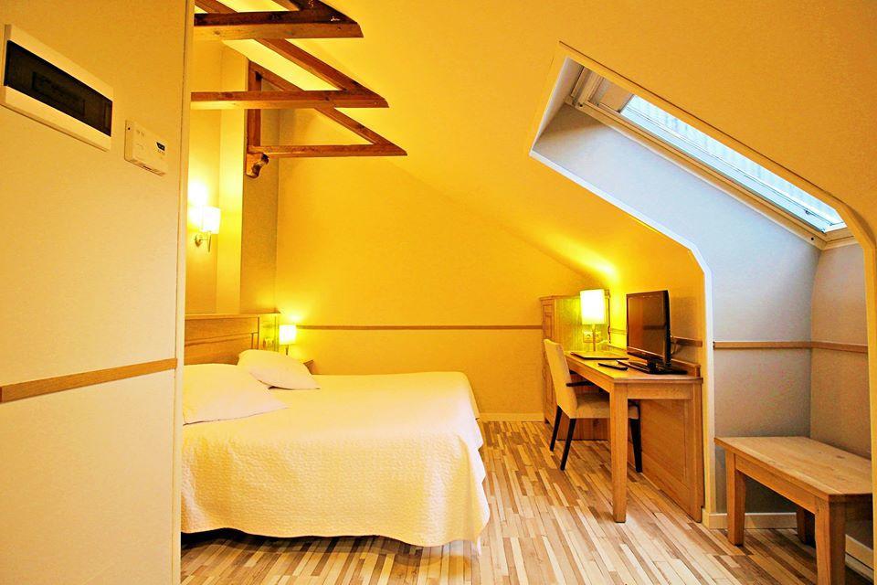 Hotel Alda A Boira Jaca Esterno foto